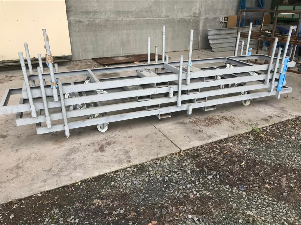 Opslagcontainers voor lange profielen, Zakelijke goederen, Ophalen