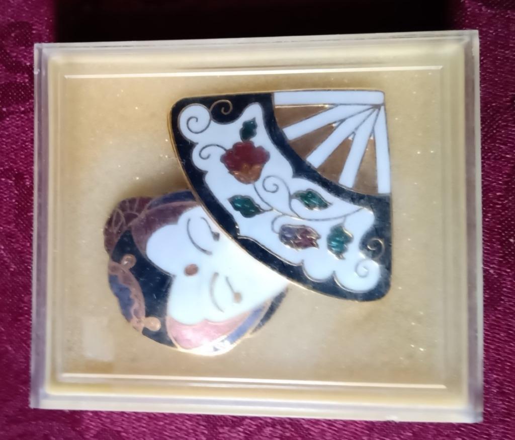 Broches, Enlèvement ou Envoi
