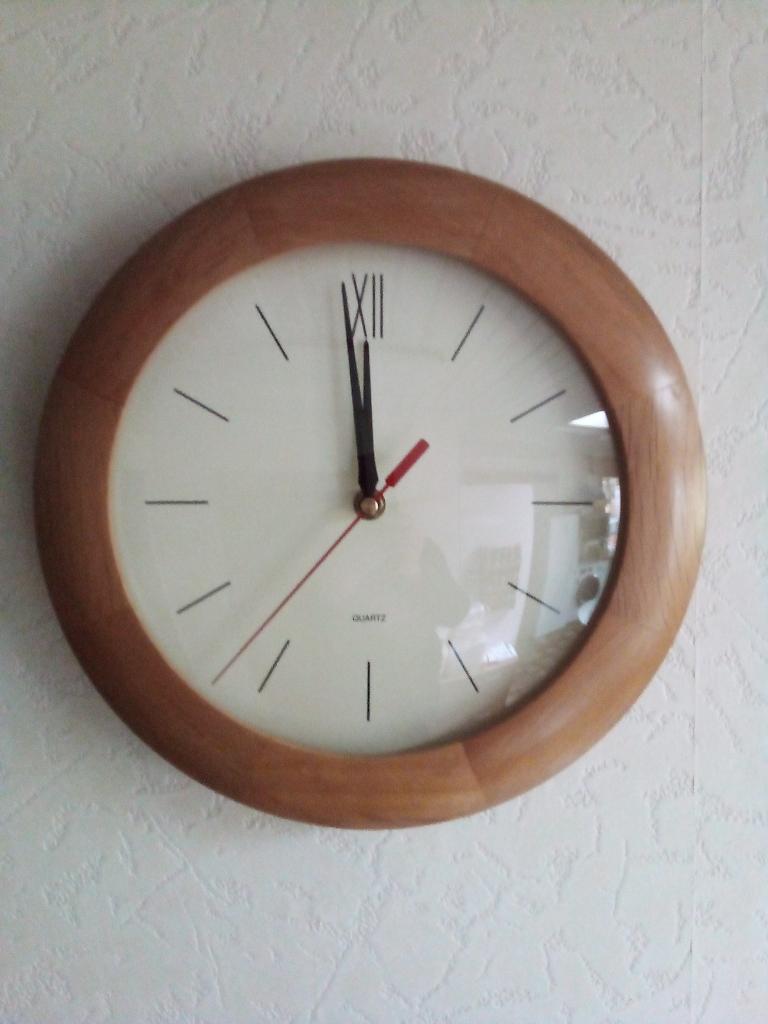 Wandklok, Ophalen, Gebruikt, Digitaal, Wandklok