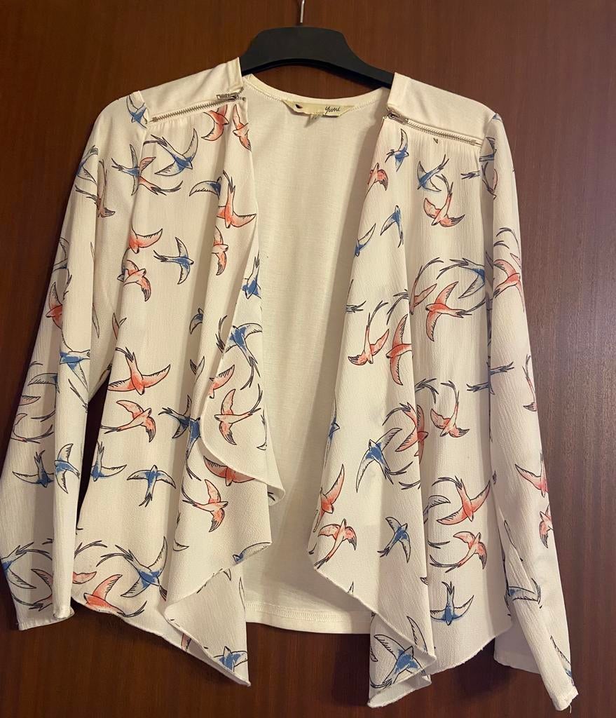 Cardigan de printemps - blanc avec oiseaux bleus et roses, Enlèvement ou Envoi, Taille 36 (S), Comme neuf, Yumi