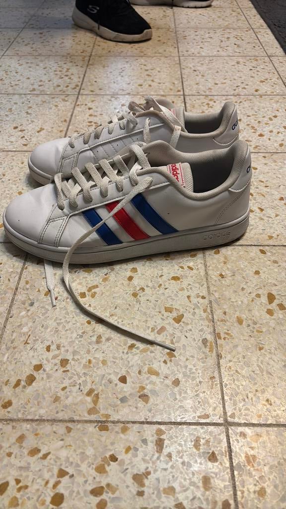 Adidas schoenen, Vêtements | Hommes, Chaussures, Porté, Blanc, Baskets, Enlèvement