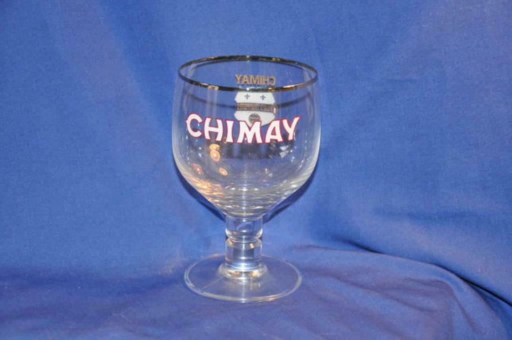 § verre Chimay avec écusson blanc, Enlèvement ou Envoi, Comme neuf, Verre à bière