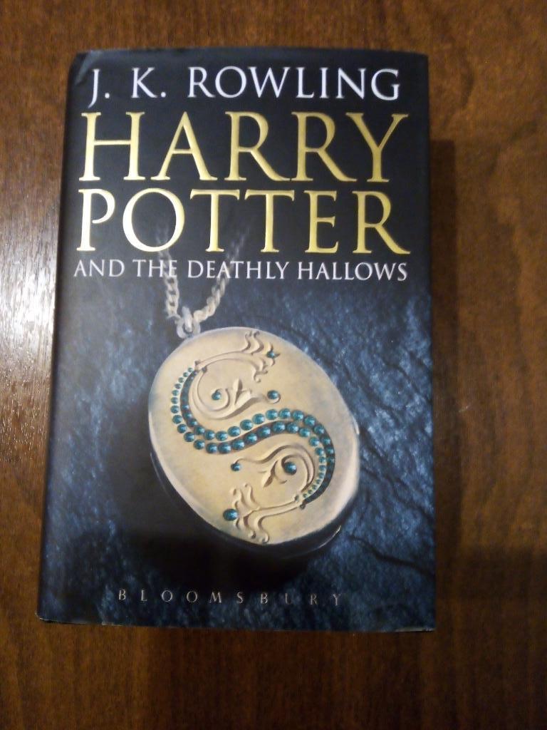 Harry Potter and the deadly hallows (2) first edition, Ophalen of Verzenden, Zo goed als nieuw, J.K. Rowling
