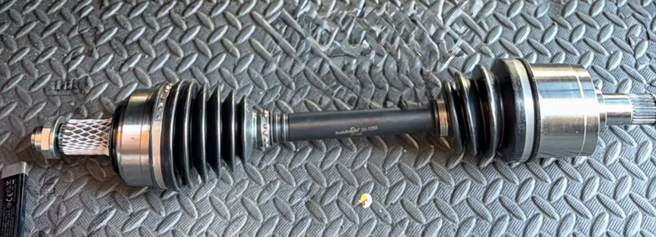 Aandrijfas rechts honda ee9/ee8 ed b16 swap, Autos : Pièces & Accessoires, Enlèvement, Honda