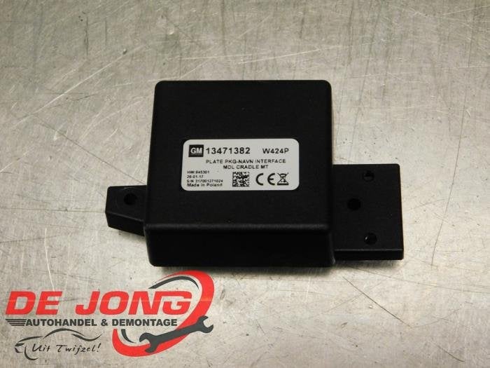 Interface téléphone d'un Opel Astra, Autos : Pièces & Accessoires, Électronique & Câbles, Opel, Utilisé, 3 mois de garantie, Enlèvement ou Envoi