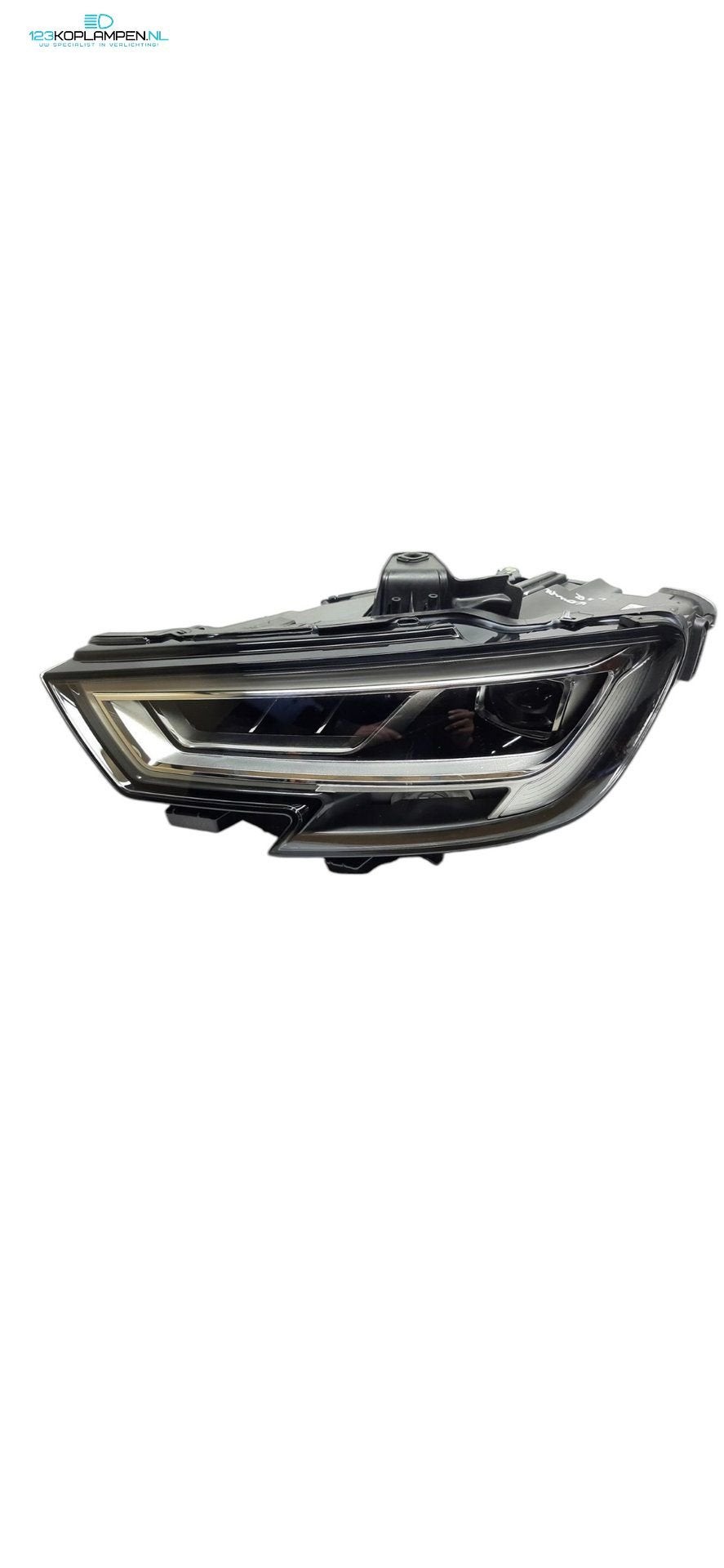 Phare Avant Gauche Full LED Matrix Audi A3 8V Facelift 8V094, -, -, Origine de la pièce connue, Audi