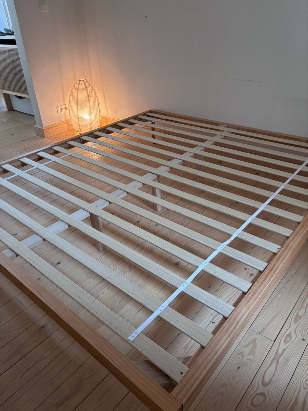 Bed in eik 180x200 met lattenbodem, Huis en Inrichting, Ophalen, Bruin, Tweepersoons, Zo goed als nieuw