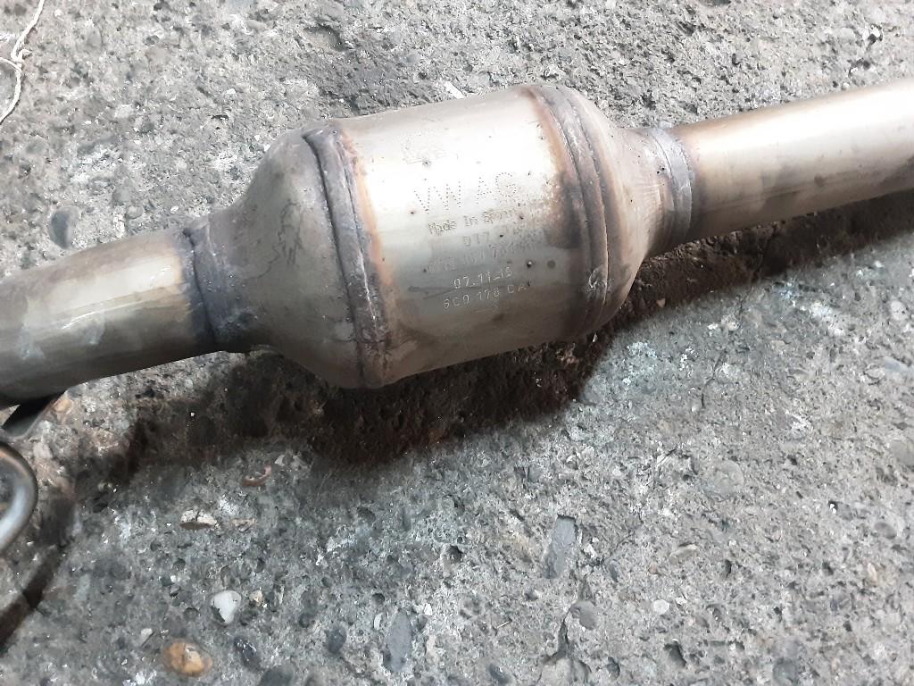 KATALYSATOR Volkswagen Polo V (6R) (6C0131701A), Gebruikt, Volkswagen, Mevr. I. Hauben, Rue de l'Espoir 34 34
4030  GRIVEGNÉE, BE