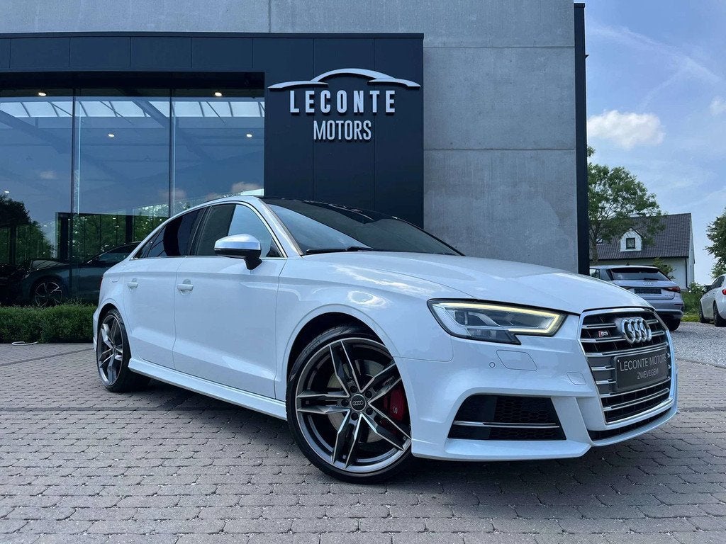 Audi S3 Quattro S3 Berline 2.0 TFSI S tronic Panodak/Leder/C, Autos, Audi, Achat, S3, ABS, Airbags, Air conditionné, Alarme, Climatisation automatique