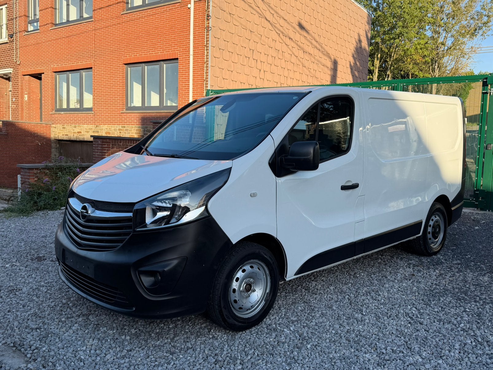 Opel Vivaro 1.6 CDTI L2H1 EcoFlex 193.000km Clima, Autos, Achat, Vivaro, Particulier