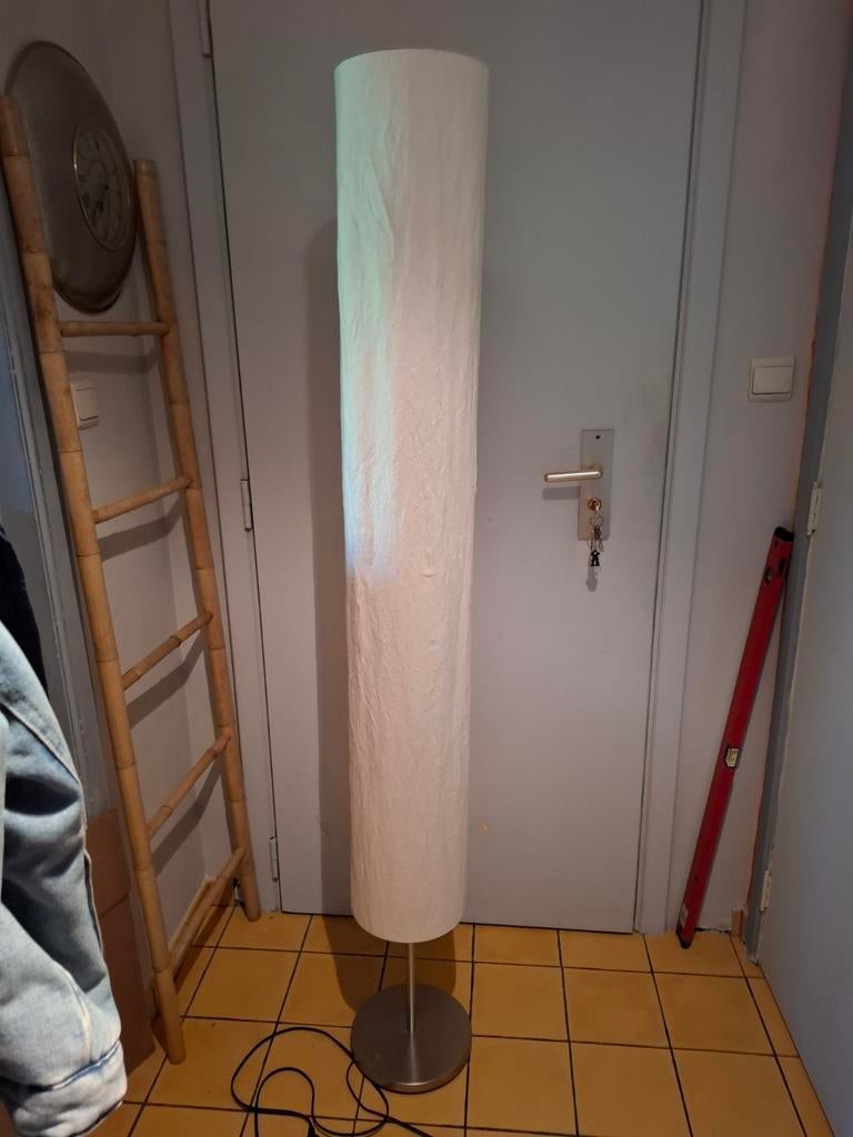 IKEA vloerlamp in uitstekende staat, Huis en Inrichting, Ophalen