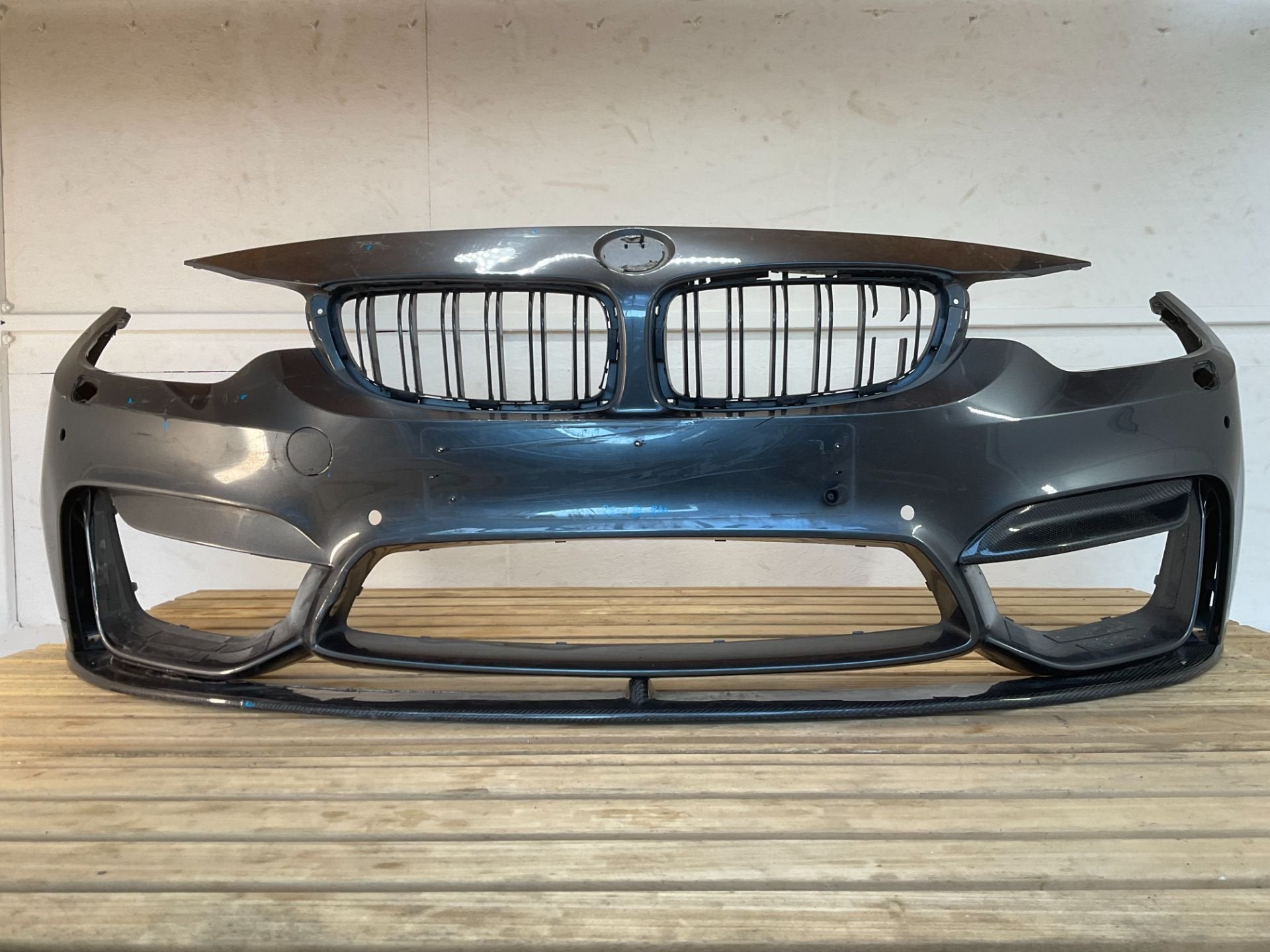 Bumper BMW 3 M3 4 M4 F80 F82 F83 51118054290 CARBON Voorbump, Auto-onderdelen, Petuelring 130
80788  Munich, DE, Gebruikt, Voor