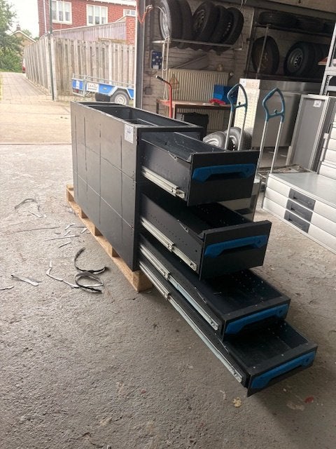 SORTIMO VLOERLADE (2576) L120 B37 H77 €899, Ophalen, Zo goed als nieuw