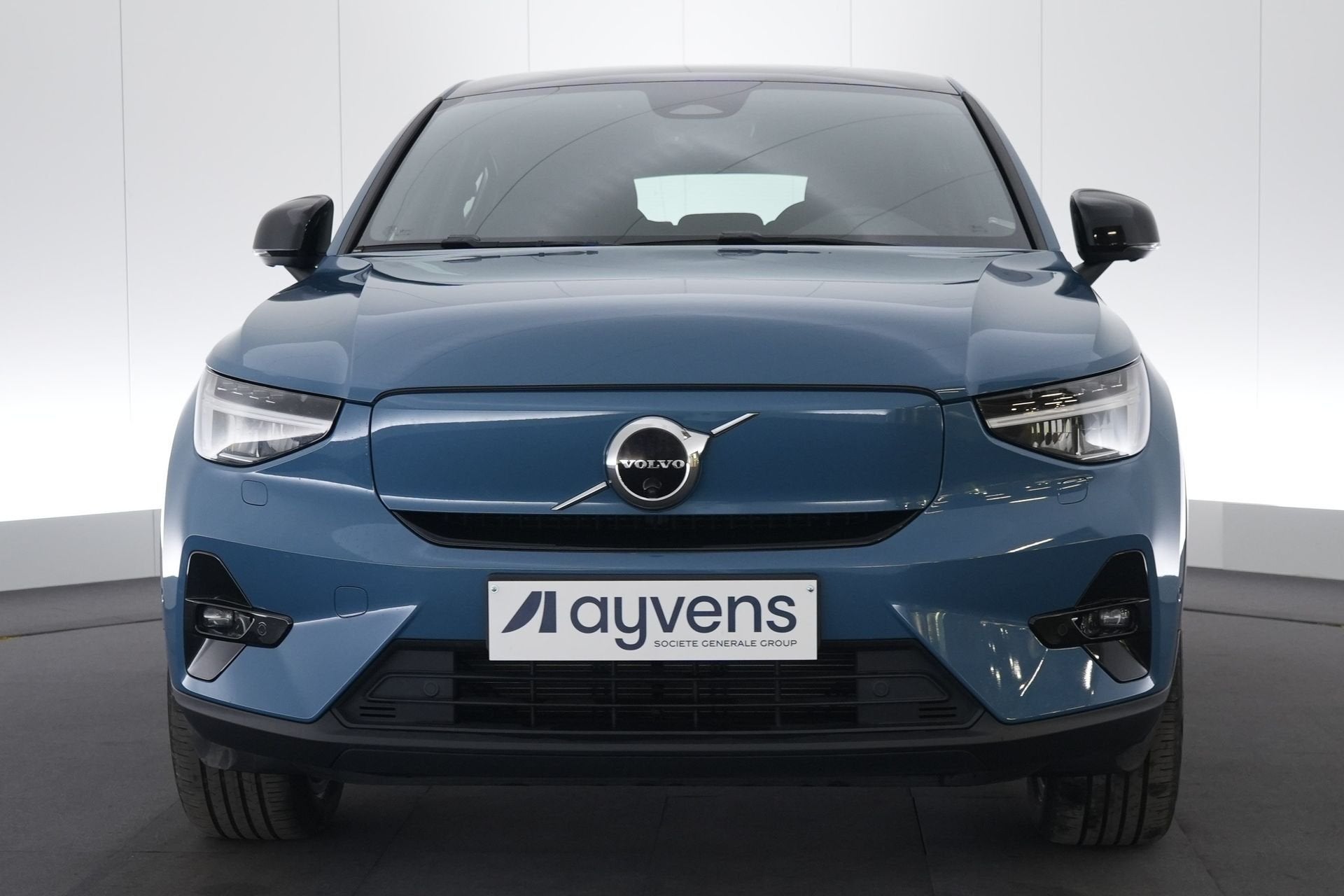 (2CVK076) VOLVO C40, Achat, 408 ch, Entreprise, 5 portes