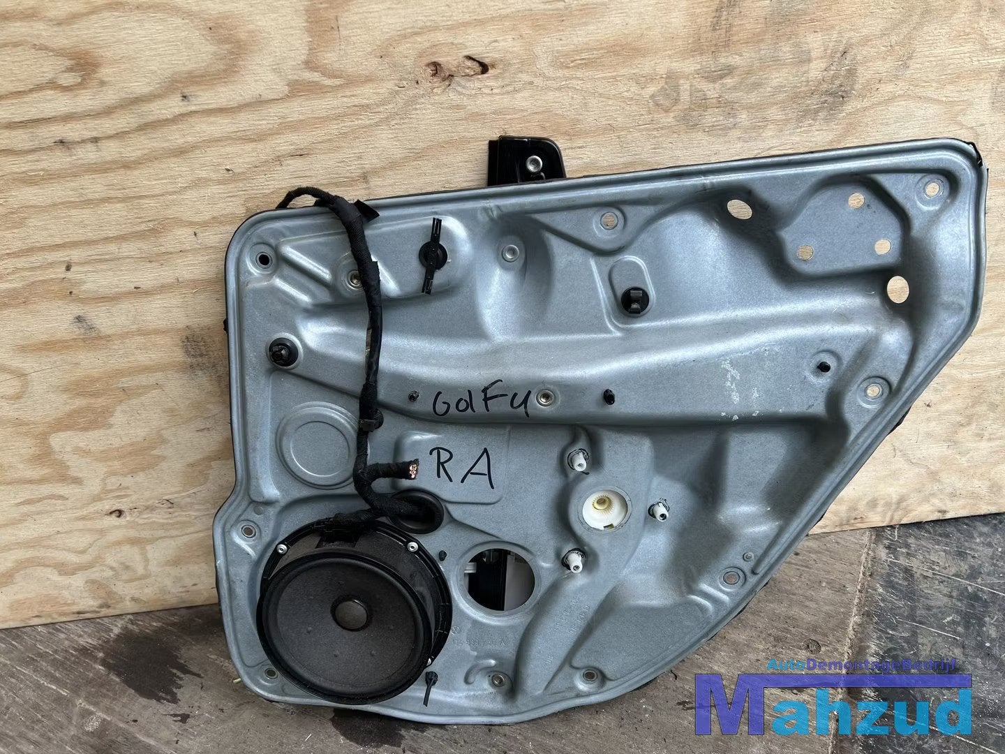 VW GOLF 4 rechts achter raammechaniek raammotor 1998-2003, Volkswagen, Volkswagen AG, Vw@volkswagen.de, Utilisé
