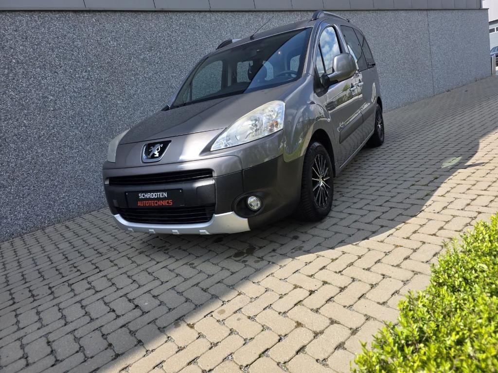 Peugeot Partner Tepee Tendance (bj 2010), Auto's, Peugeot, Stof, Gebruikt, 149 g/km, Bedrijf