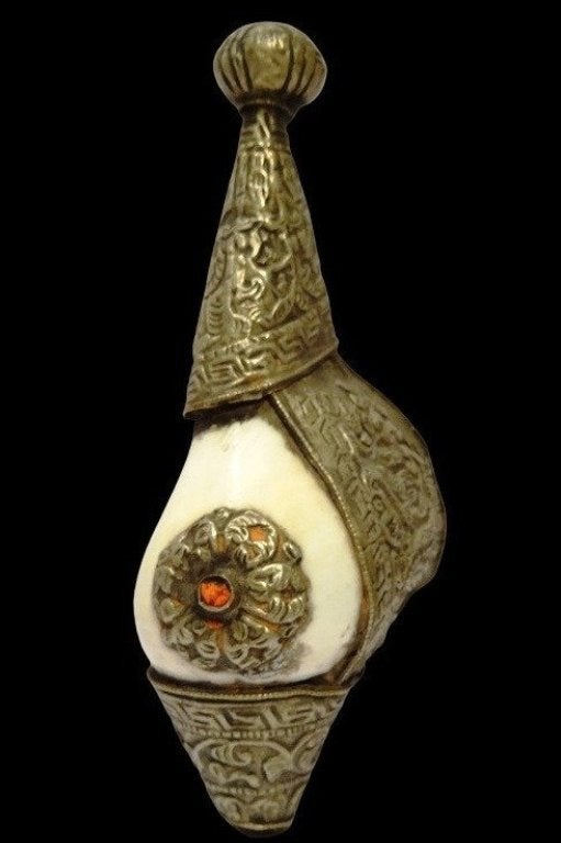 Coquille trompette - Himalaya - antique - Ag, Enlèvement ou Envoi