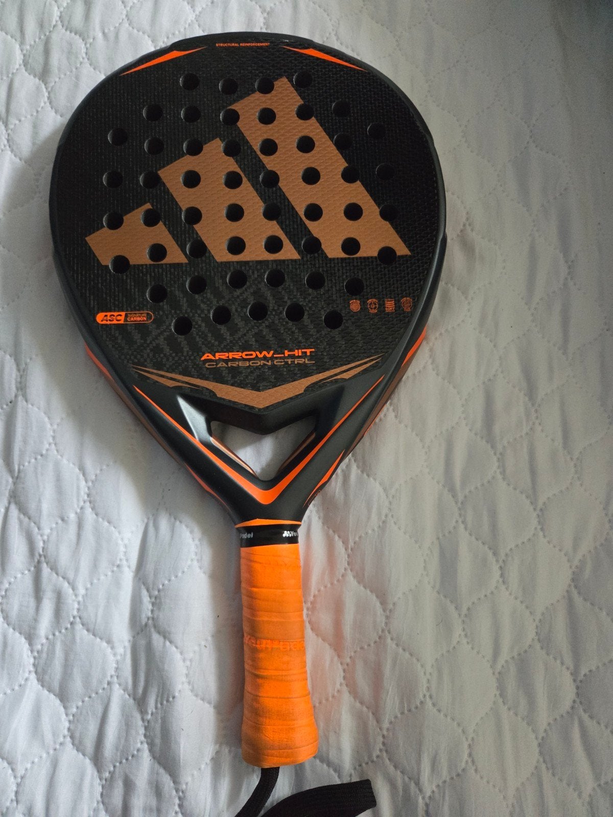 Adidas arrow hit carbon ctrl 2026, Enlèvement ou Envoi
