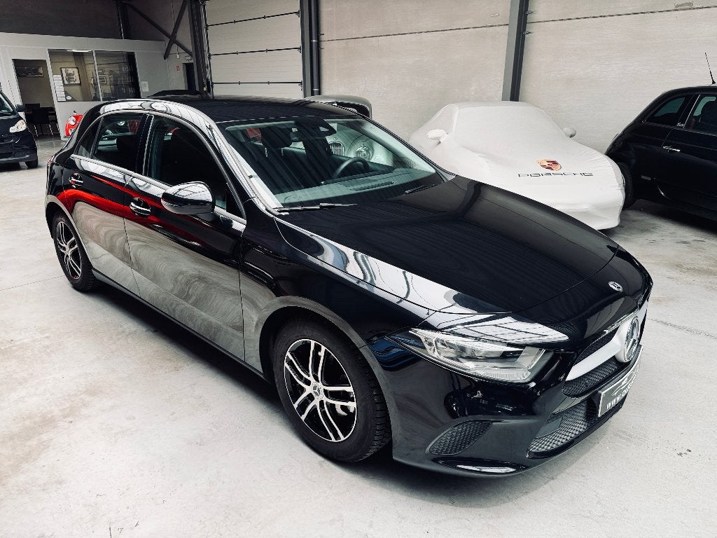 MERCEDES A 180 D BOITE AUTO, Autos, Achat, Euro 6, Entreprise, Entretenue par le concessionnaire