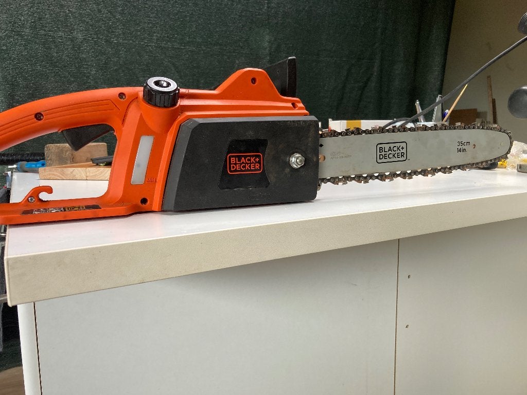 Elektrische boomzaag, Tuin en Terras, Hand-tuingereedschap, Ophalen, Gebruikt, Overige soorten, Black&Dekker