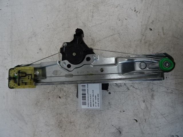 MECANISME VITRE ARRIÈRE DROIT Ford Focus 3 (BM51A27000BE), Utilisé, Ford