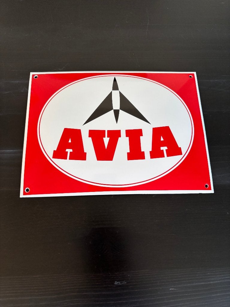 AVIA bord van echt porselein-email, Metaal, 30 cm, Rood, Vintage