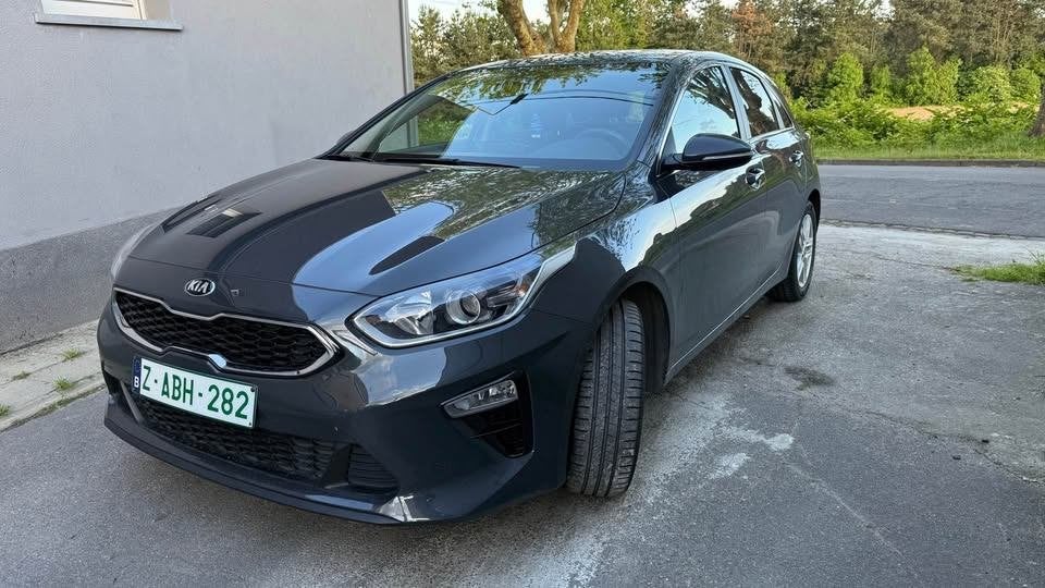 Kia Ceed 1.4 Turbo Benzine 2020, Auto's, Kia, Particulier, (Pro) Cee d, ABS, Achteruitrijcamera, Adaptive Cruise Control, Airbags