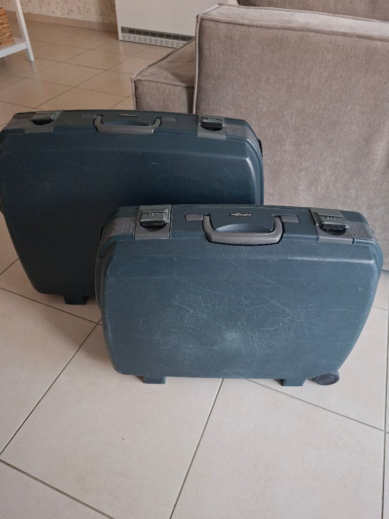 Lot de 2 valises, Bijoux, Sacs & Beauté, Enlèvement, Utilisé, Roulettes