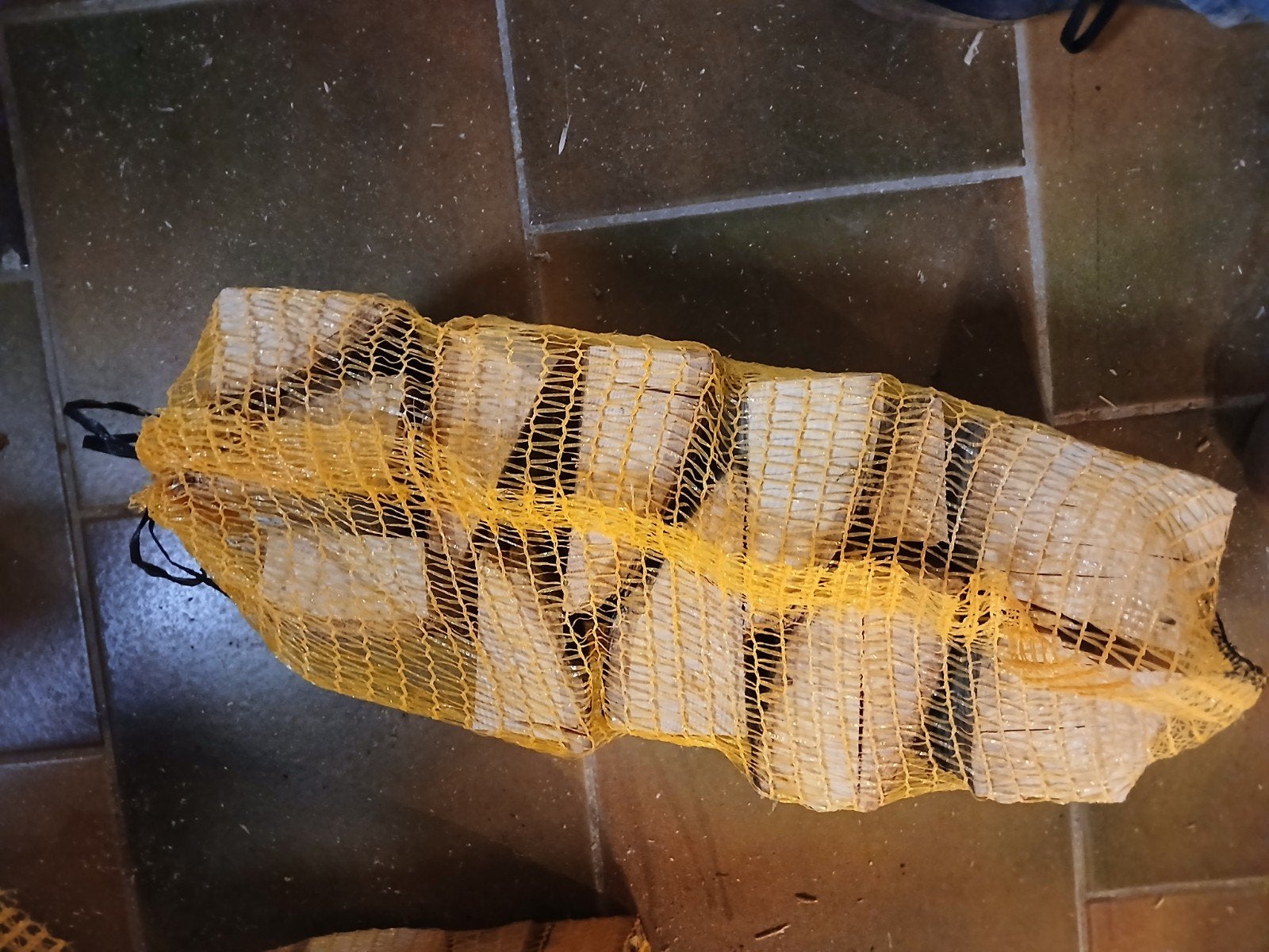 buche de bois 3.50€, Jardin & Terrasse, Enlèvement ou Envoi, Hêtre