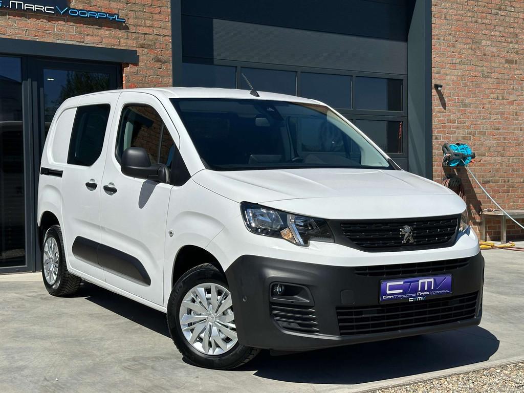 Peugeot Partner 1.5 BlueHDi Lichte Vracht in TOPSTAAT! Vele, Auto's, Peugeot, Stof, Gebruikt, 4 cilinders, Wit