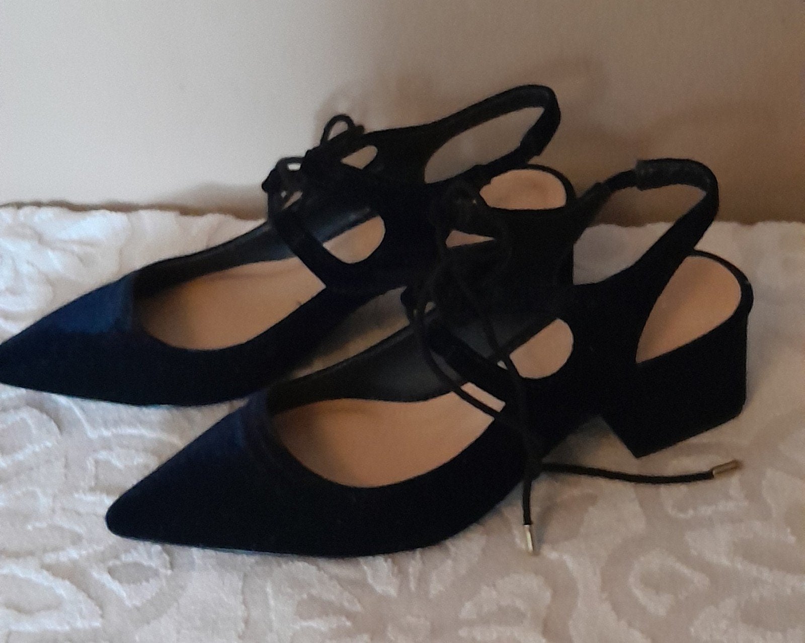 Prachtige fluwelen schoentjes 39 Zara., Blauw, Ophalen of Verzenden, Zo goed als nieuw, Zara