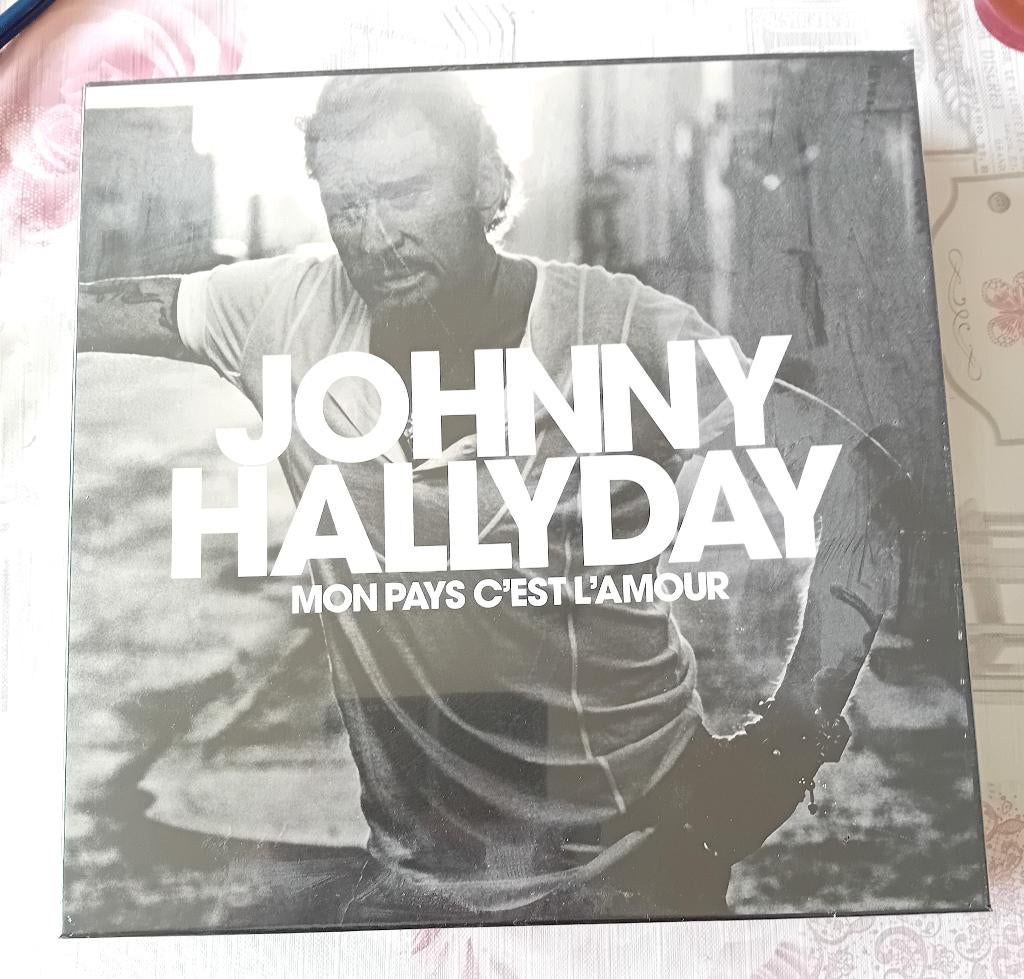 Johnny Hallyday "Mon pays c'est l'amour" coffret vinyles,, Coffret, Enlèvement, Neuf, dans son emballage