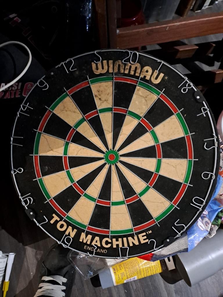Darts  bord, Ophalen
