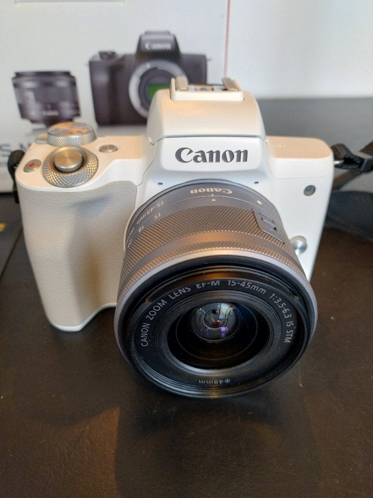 Canon EOS M50 Mark II (NIEUWSTAAT) + EF-M 15-45mm, Canon, Ophalen of Verzenden, Zo goed als nieuw, 24 megapixels