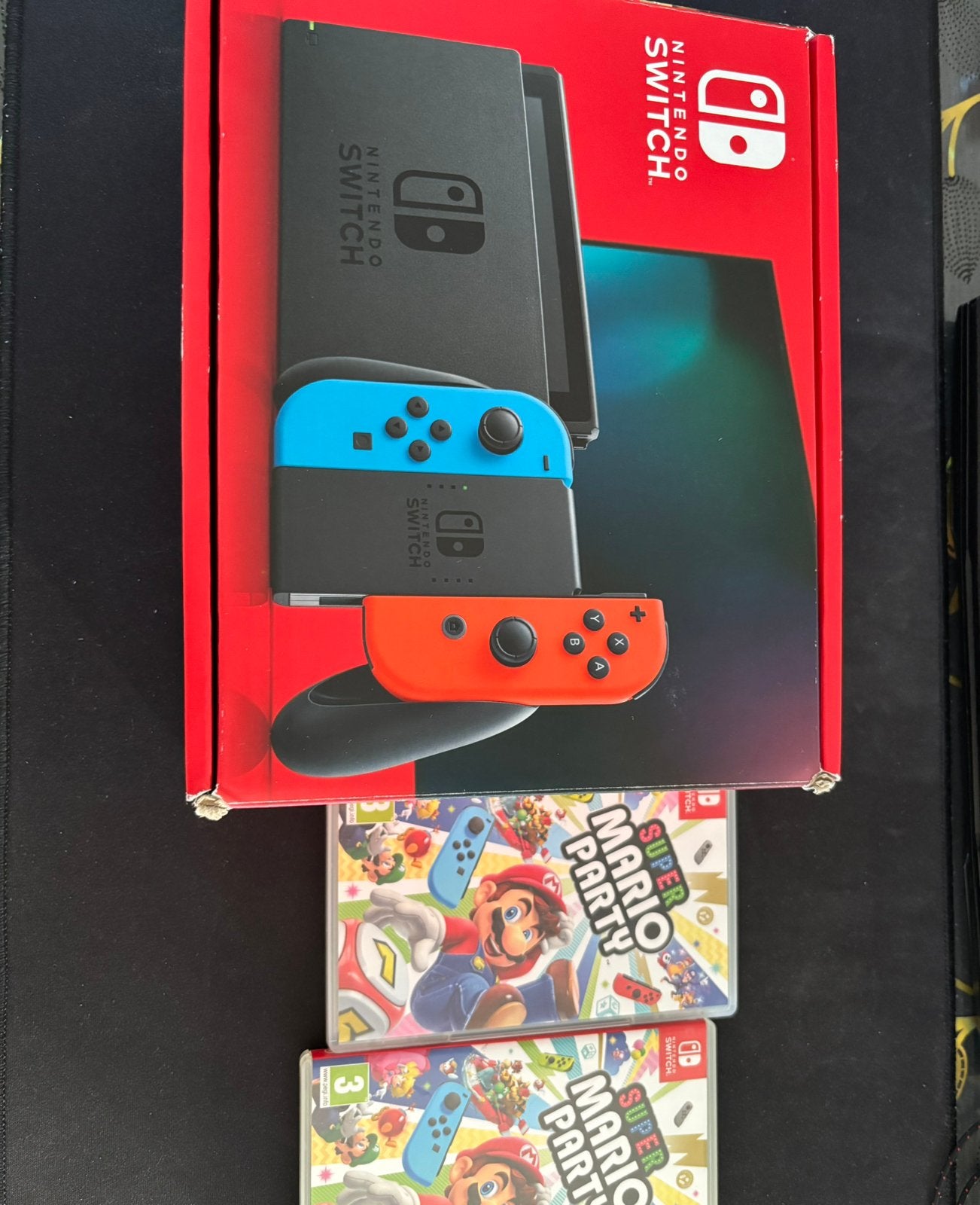 Nitendo Switch 1 V2 + 2 Super Mario Party., Consoles de jeu & Jeux vidéo, Enlèvement, Neuf, Avec 2 manettes, Avec jeux