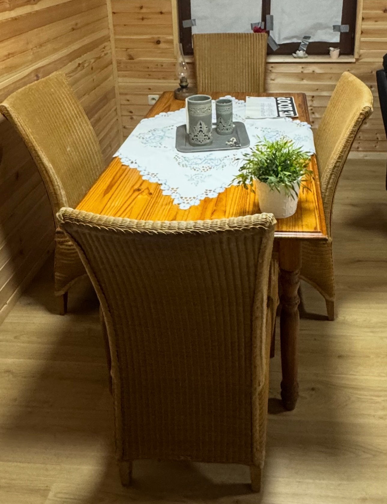 Tafel met stoelen, Ophalen, Gebruikt