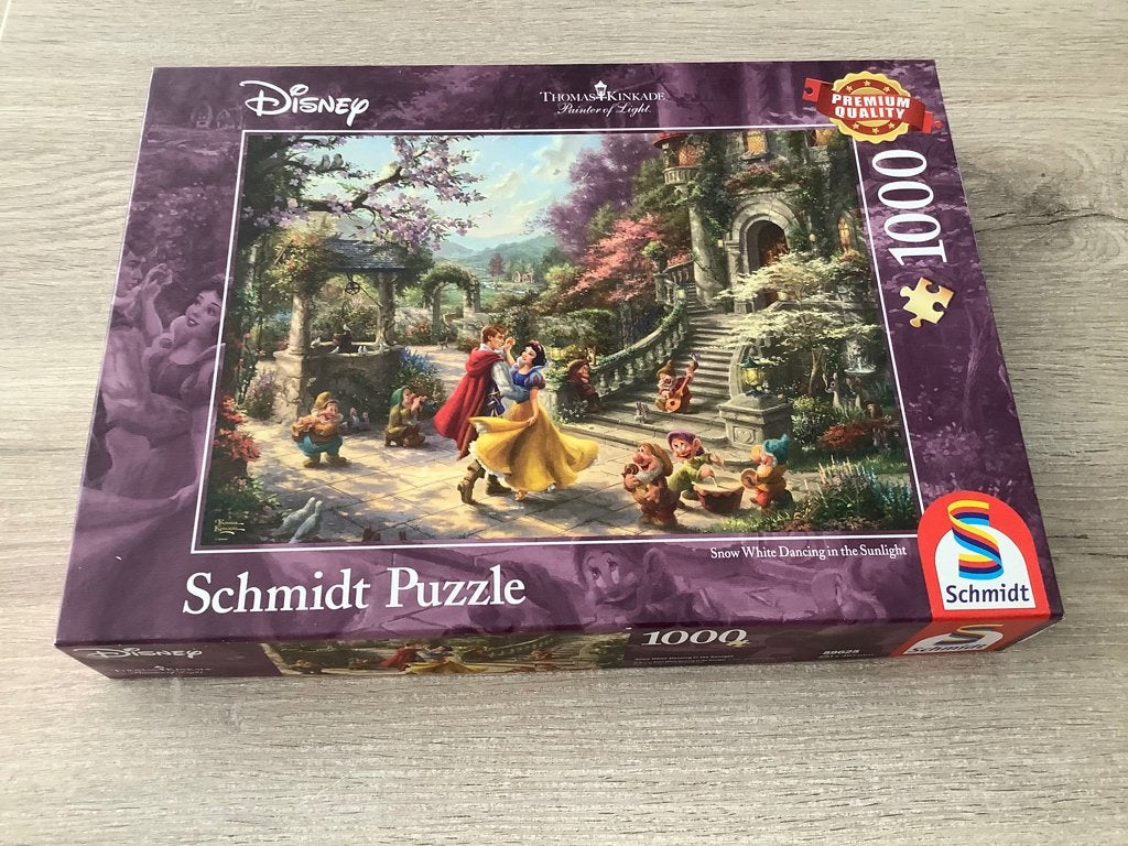 Disney Sneeuwwitje puzzle (1000 stuks), Hobby en Vrije tijd, Ophalen of Verzenden, 500 t/m 1500 stukjes, Zo goed als nieuw, Legpuzzel