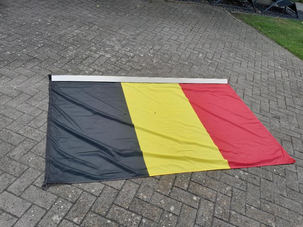 Vlag rode duivels, Verzamelen, Ophalen