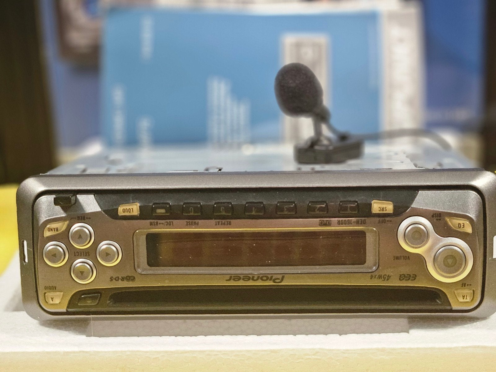 PIONEER autoradio/CD, Ophalen