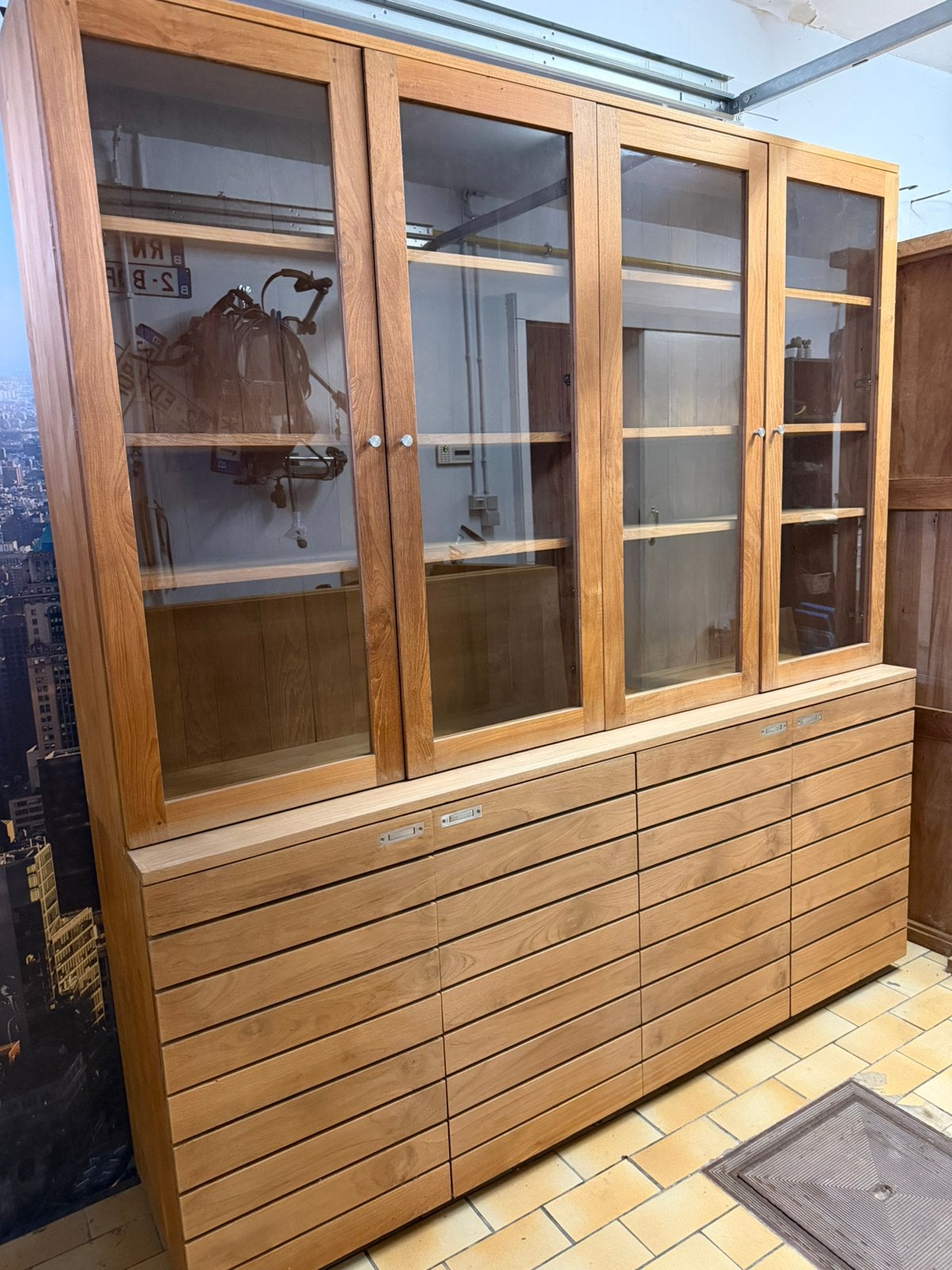 Mooie vistrinekast in teak, Enlèvement, Comme neuf