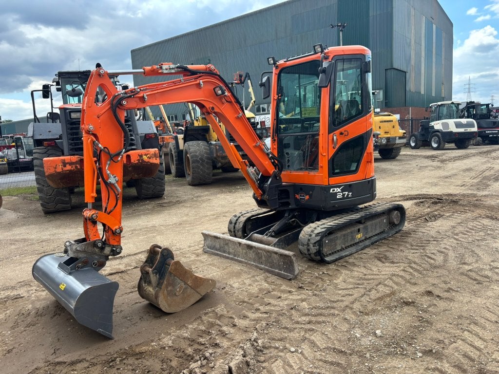 Doosan DX 27 Z, Zakelijke goederen, Ophalen, Graafmachine