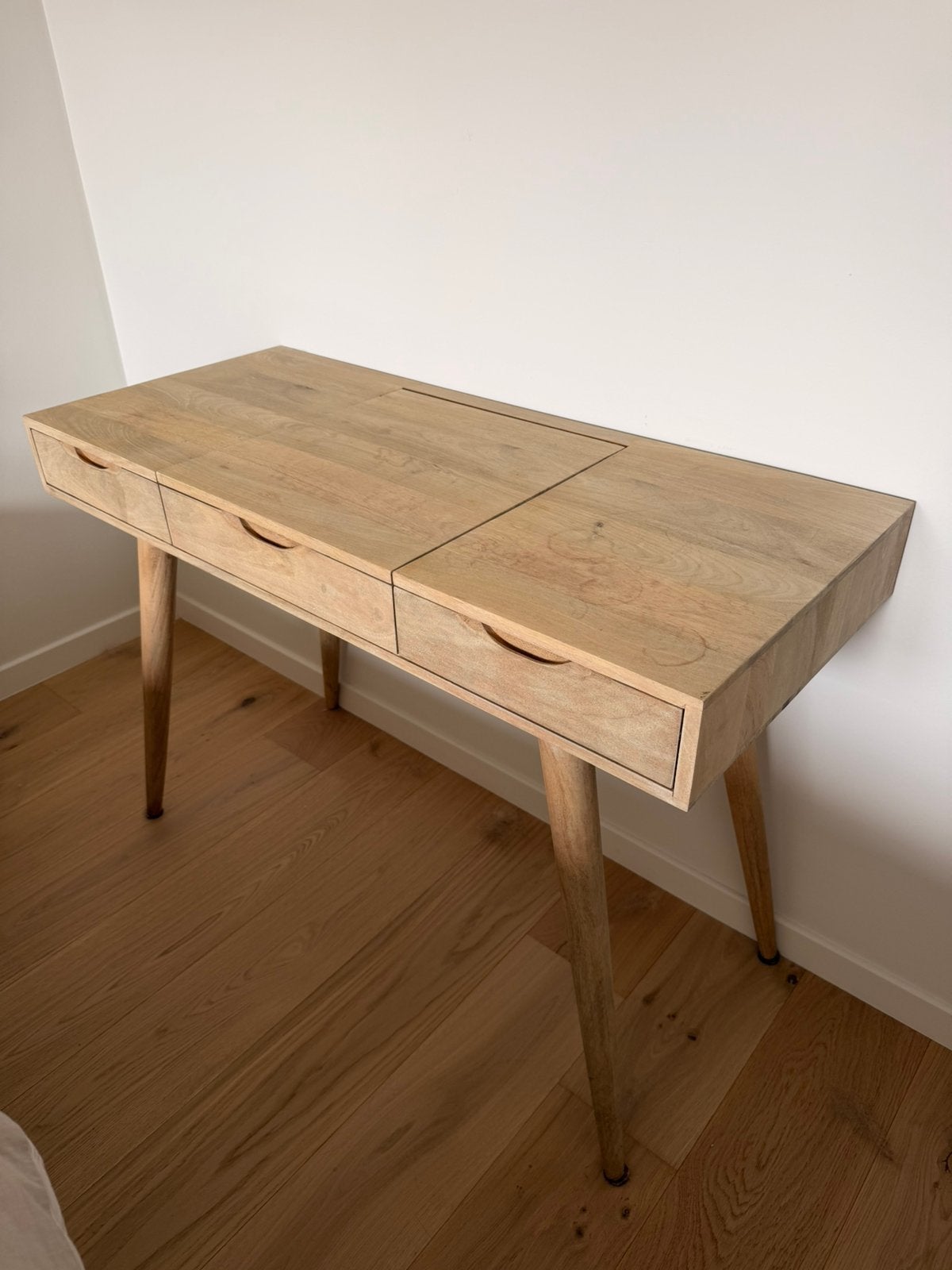 Bureau/ make-up tafel Maison du monde, Maison & Meubles, Teck, 100 à 150 cm, 25 à 50 cm, Enlèvement
