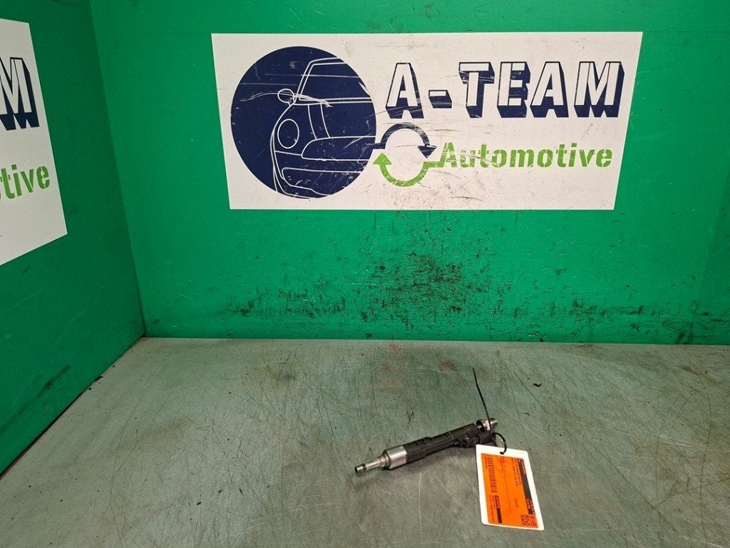 INJECTOR BRANDSTOF BMW 5 serie (F10) (|13647597870|), Gebruikt, BMW, Petuelring 130
80809  München, DE, Bayerische Motoren Werke AG