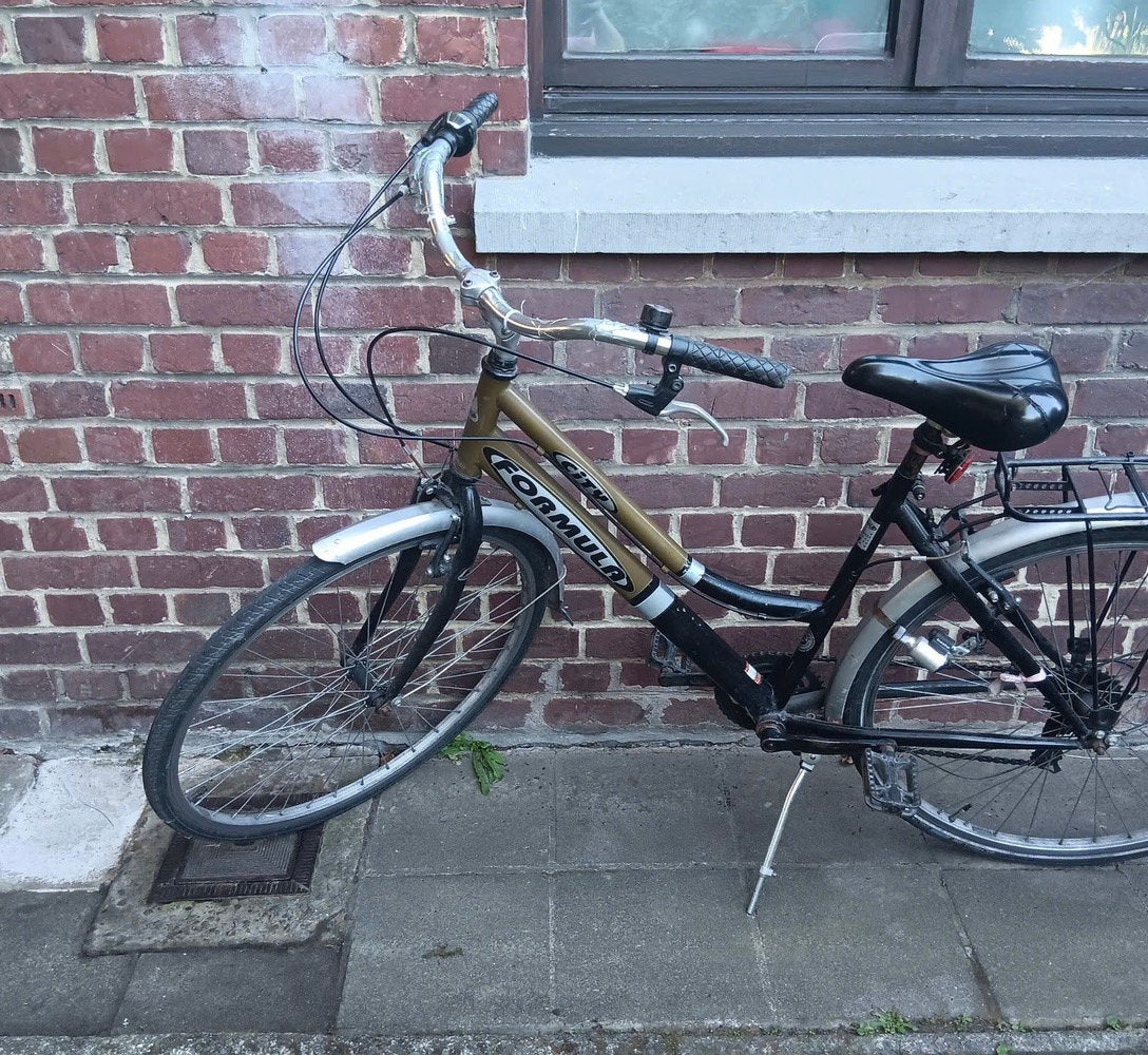 Superbe vélo de Ville de marque Formula 18pouces 7vitesses, Enlèvement, Comme neuf