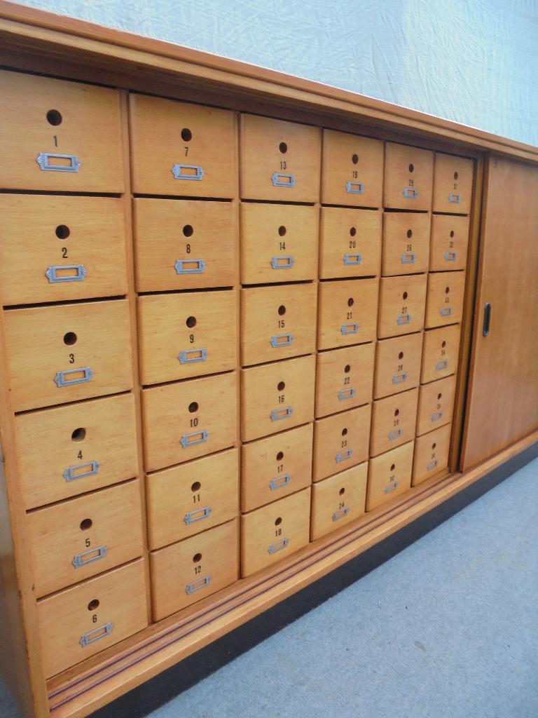 vintage schoolkast ladekast apothekerskast, Antiek en Kunst, Ophalen of Verzenden