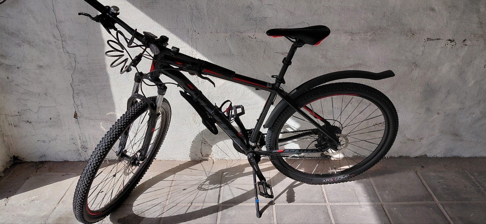 Mountainbike Scott large, Fietsen en Brommers, Ophalen