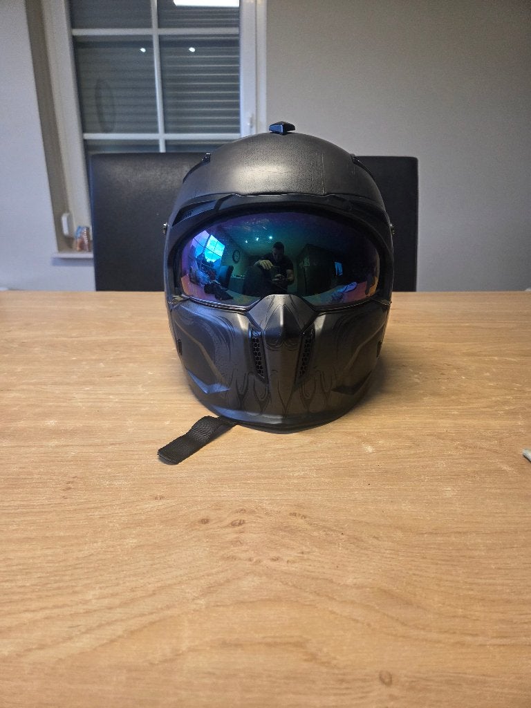 Motorhelm mt zwart rood, Motoren, Overige merken, Heren, Ophalen of Verzenden, Integraalhelm