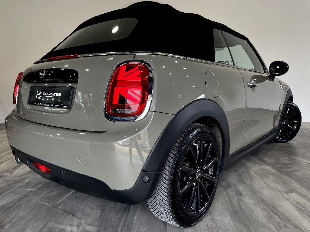 MINI Cooper Cabrio 1.5/ SPORT LINE/ HARMAN KARDON/ FULL LED, Autos, Mini, Argent ou Gris, Achat, Euro 6, Entreprise