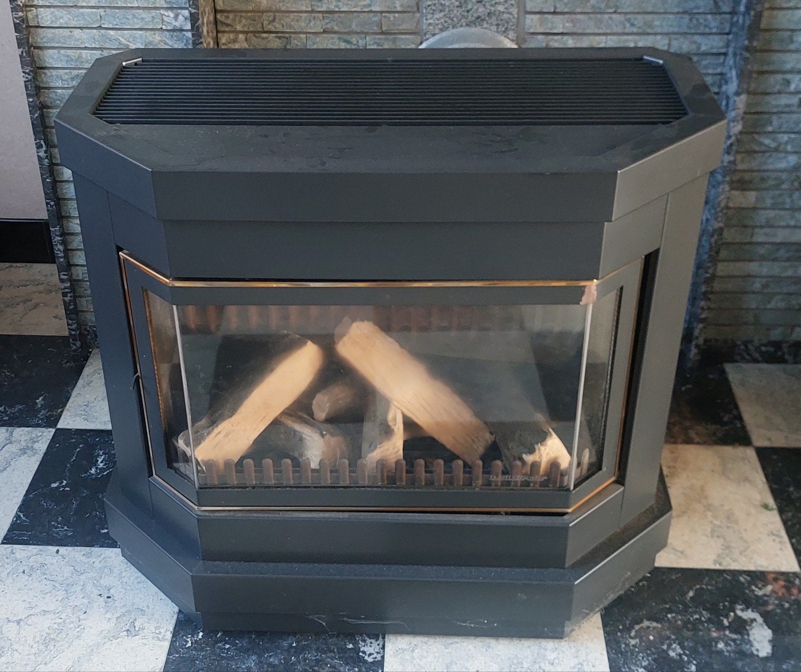 Gaskachel WELLSTRALER.Kleur Antraciet.Maten 700x810x415., Enlèvement