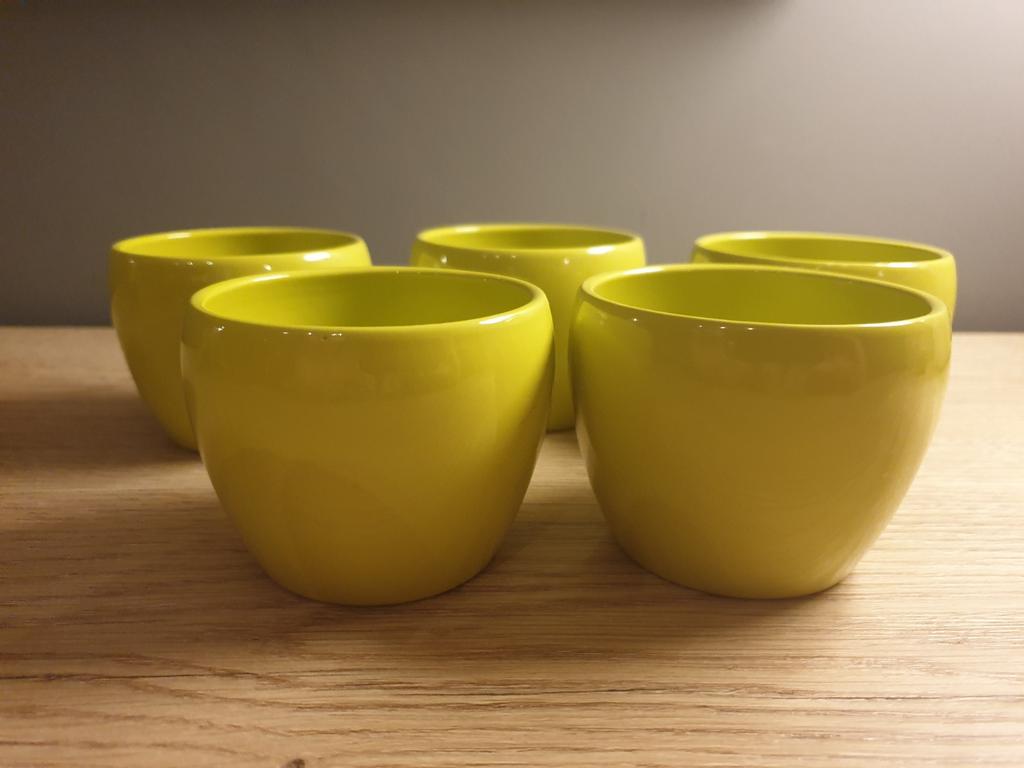 5 limoengroene kleine stenen bloempotjes / theelichthouders, Ophalen of Verzenden, Nieuw, Rond, Steen